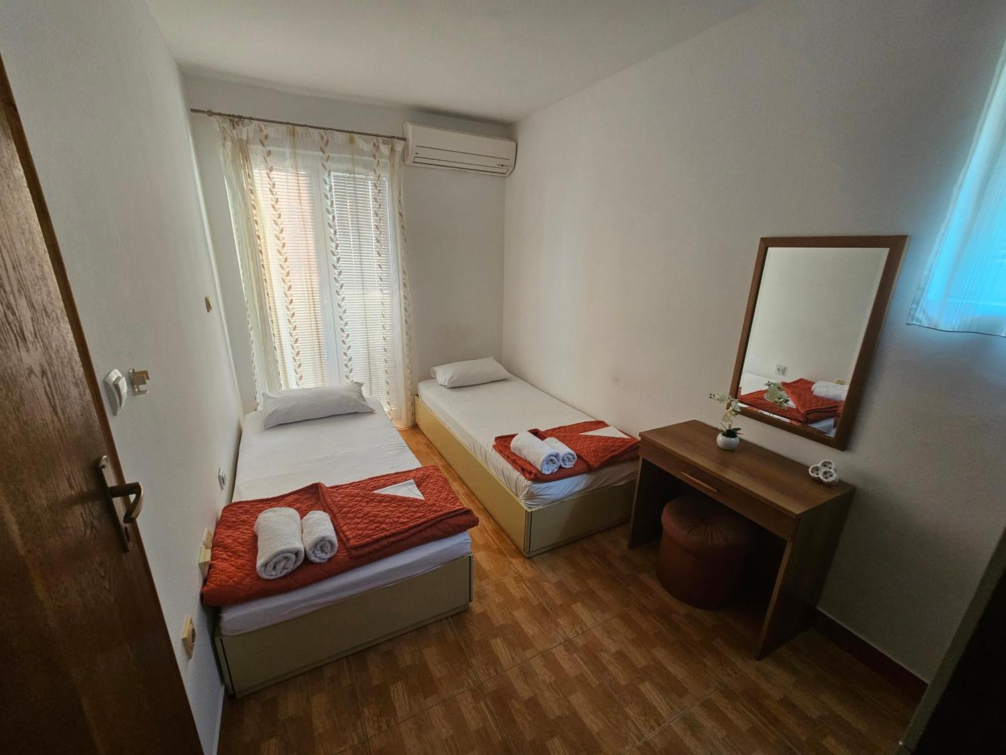 Apartments Drobni Pijesak Petrovac 部屋 写真