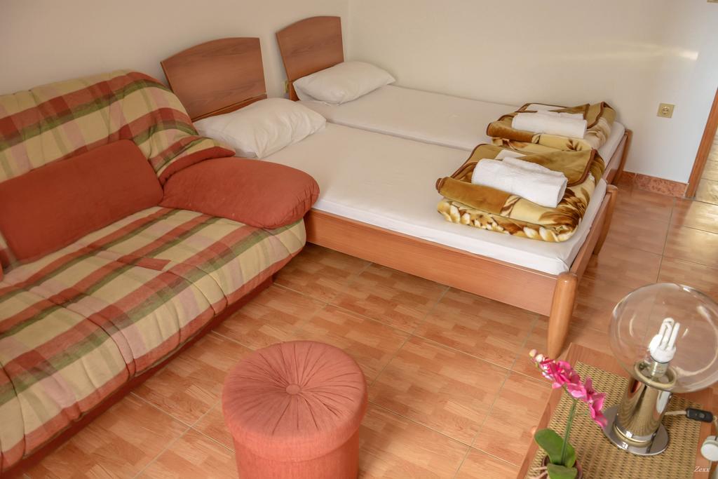 Apartments Drobni Pijesak Petrovac エクステリア 写真